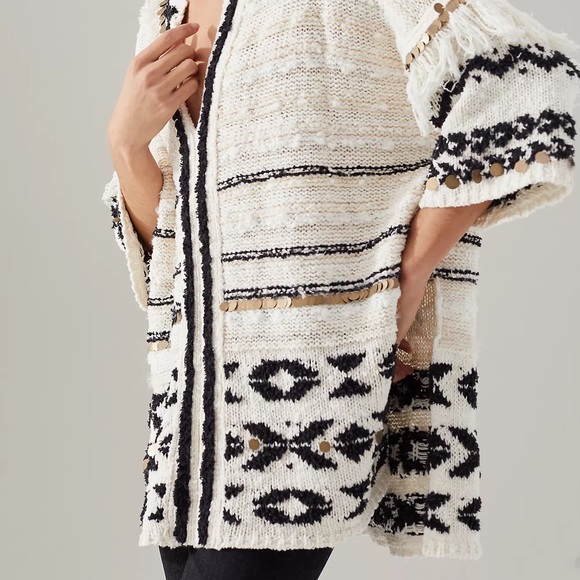 Anthropologie Margot Fringed Poncho Sweater Ivory Size Medium/Large NWT - Picture 7 of 7